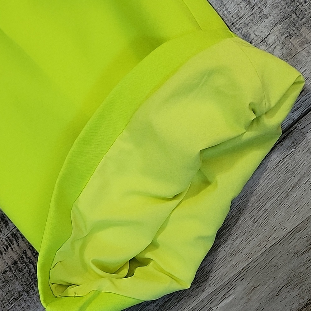 Lavish Alice Chartreuse Pants Size 2 - Picture 5 of 9
